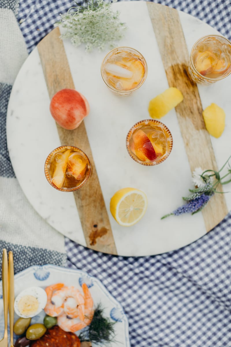 8 Tips for Your Next No-Cook Backyard Picnic | Wit & Delight