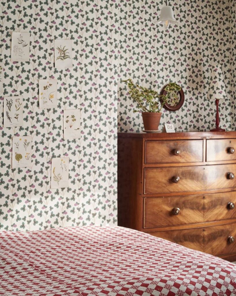 17 of My Favorite Wallpaper Patterns and What I Love About Each One