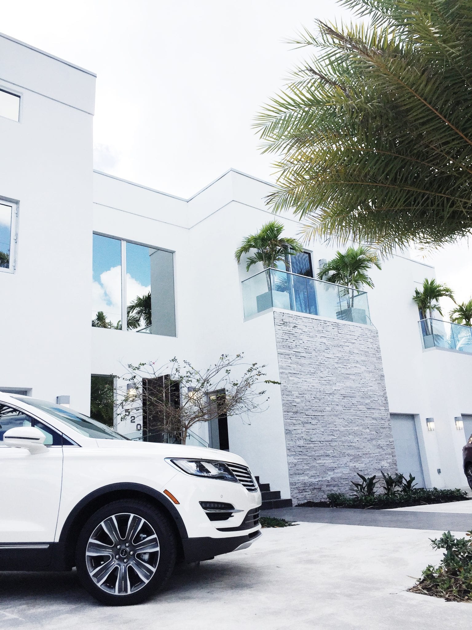 Lincoln Black Label Brings Design Chops to Home Decor Wit & Delight